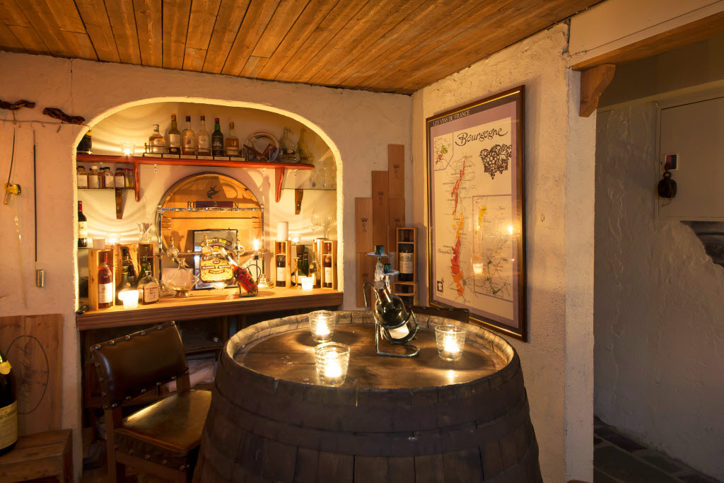 Urheberrecht: Tord-Erik Andersen Scandic Grand Tromso, Tromso, vinboden, bar